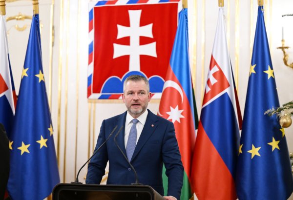 Slovakiya Prezidenti Azərbaycana rəsmi səfərə yola düşüb