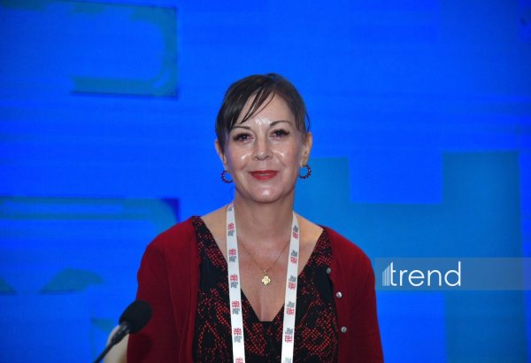 Süni intellekt və "deep fake"lər istifadəçilərin internetdə yayımlanan istənilən məzmuna etibarını itirməsinə səbəb ola bilər - Karen Sazerlend