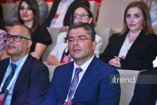 IV Şuşa Qlobal Media Forumu çərçivəsində D-8 Media Mükəmməllik Mərkəzinin konsepsiyasının təqdimatı keçirilir (FOTO)