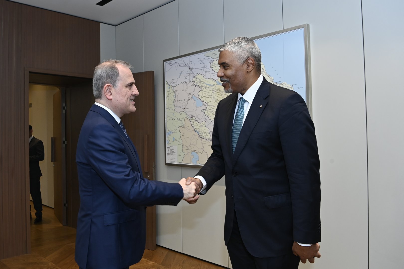 Ceyhun Bayramov ÜGT-nin baş katibi ilə görüşüb (FOTO)