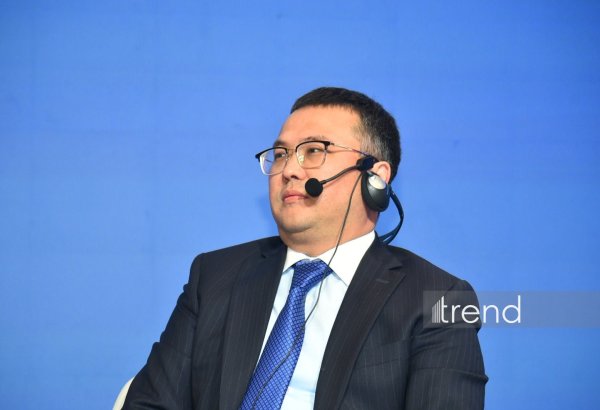 Dezinformasiya ilə mübarizə dövlətlərin, KİV-lərin və cəmiyyətin birgə səylərini tələb edir - Kanat İskakov