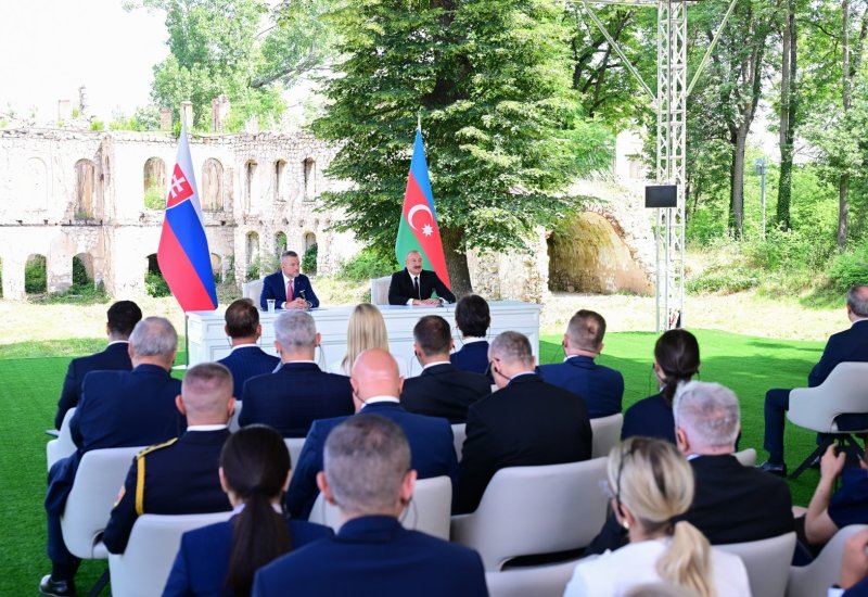 Prezident İlham Əliyev: Əminəm ki, bundan sonra da Azərbaycan-Slovakiya münasibətləri inkişaf edəcək (TAM BƏYANAT)