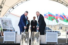 Prezident İlham Əliyev və Slovakiya Prezidenti Peter Pelleqrini Ağdamın Baş Qərvənd kəndində görülən işlərlə tanış olublar (FOTO)