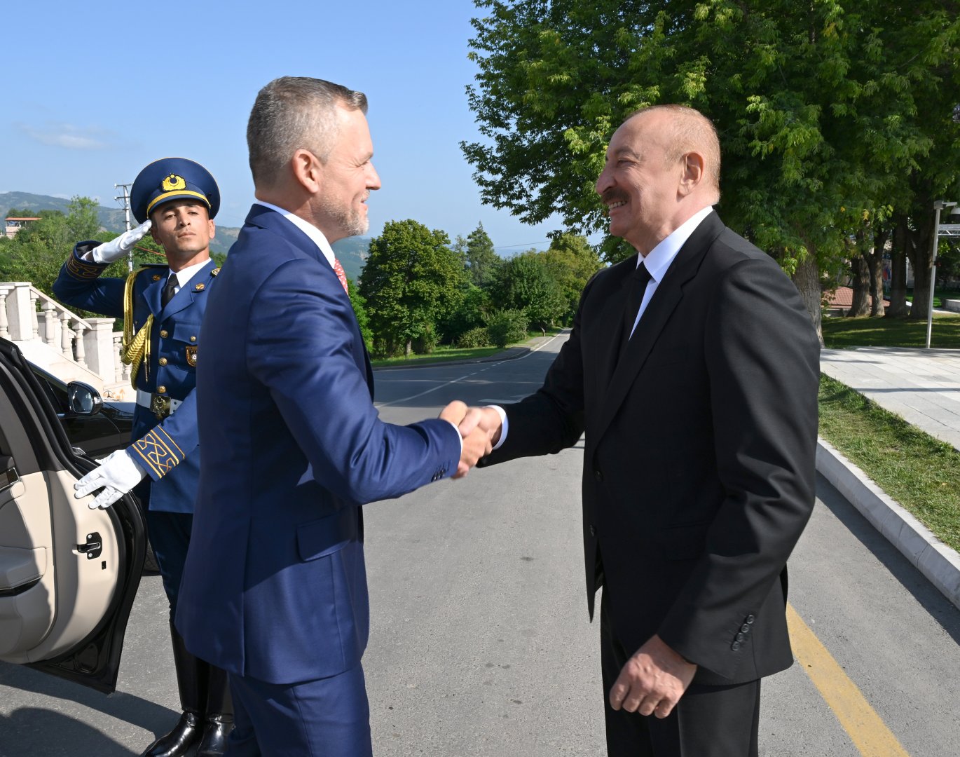 Slovakiya Prezidenti Peter Pelleqrininin Şuşada rəsmi qarşılanma mərasimi olub (FOTO)
