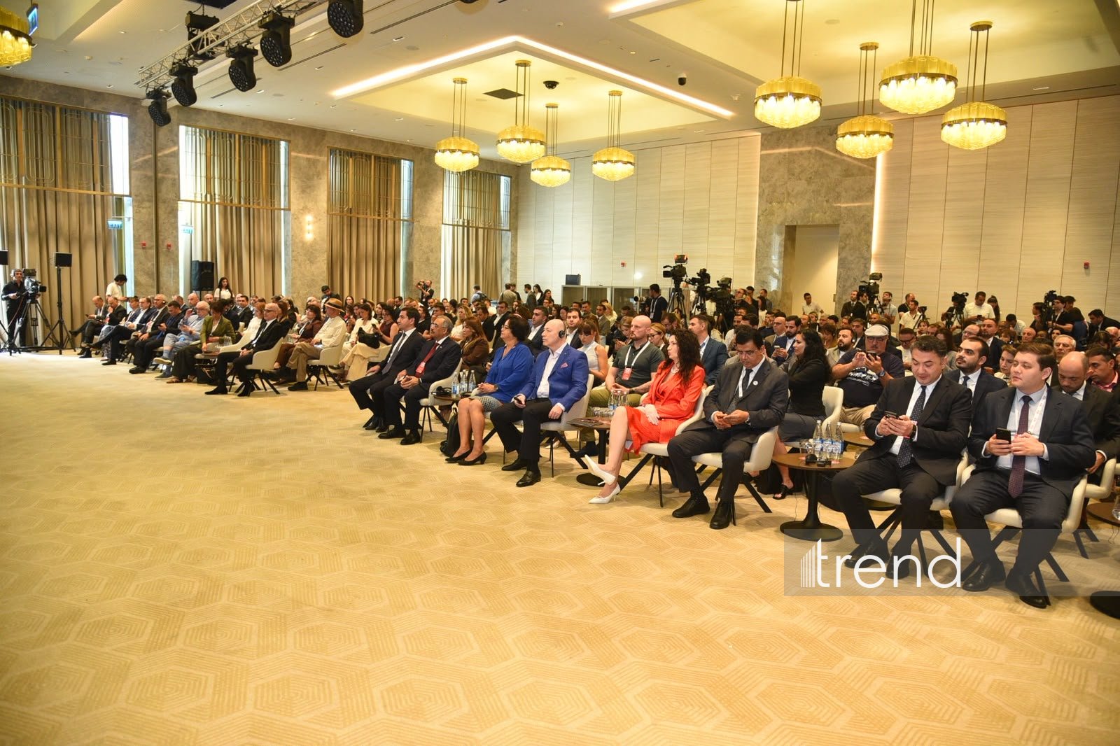 IV Şuşa Qlobal Media Forumunun ikinci günü öz işinə başlayıb (FOTO)