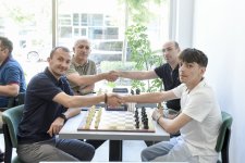 Azərbaycan Milli Mətbuat Günü münasibətilə keçirilən şahmat turnirinin qalibi müəyyən olub (FOTO)