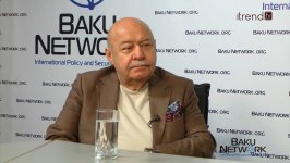 Ermənilər başa düşməyə başlayıblar ki, yeganə inkişaf yolu dinc yanaşı yaşamaqdır - Elbəy Qasımzadə "Tofiq Abbasovla dialoq" verilişində (FOTO/VİDEO)