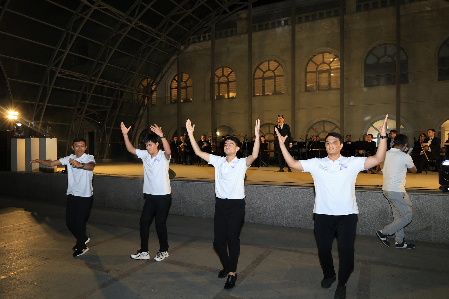 Musiqi eyni dildə danışanda: Azərbaycan və Özbəkistan Gəncə səhnəsində görüşdü (FOTO)