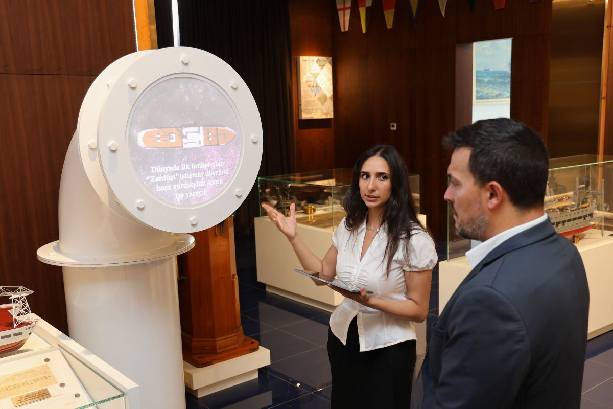 ASCO-da Dünya Bankının ekspert heyəti ilə görüş keçirilib (FOTO)
