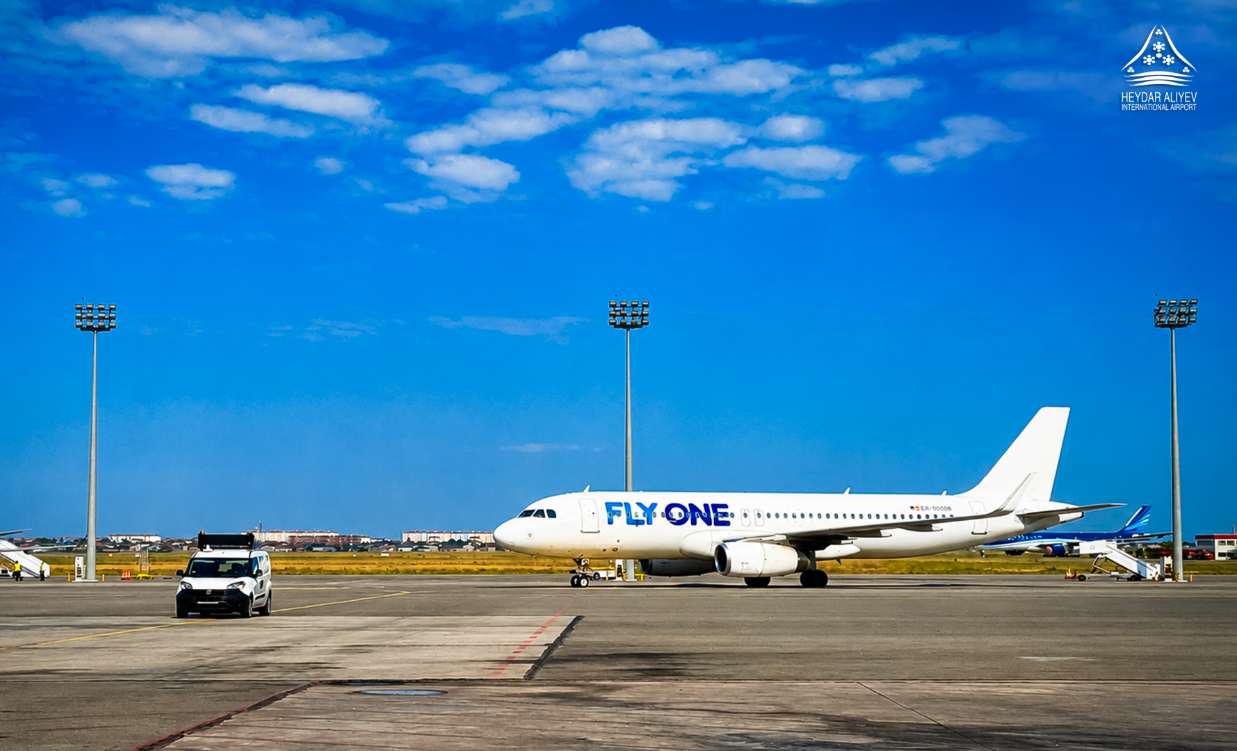 “FLYONE” Kişineu istiqamətində müntəzəm uçuşlara başlayıb (FOTO)