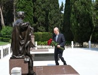 Fələstin dövlətinin Baş naziri Fəxri xiyabanı ziyarət edib (FOTO)