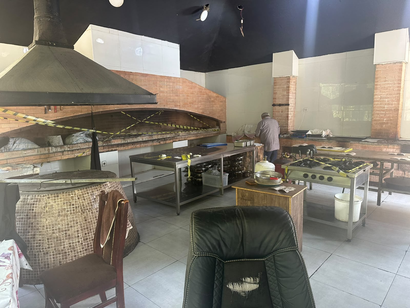 Şəmkirdə qida zəhərlənməsi baş verən restoran fəaliyyətini dayandırdı (FOTO)