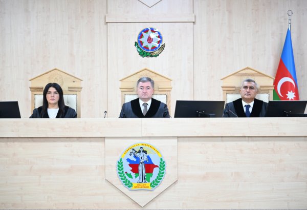 Ermənistan vətəndaşlarının şikayətləri üzrə apellyasiya məhkəməsində təqsirləndirilən şəxslərin çıxışları başa çatıb (FOTO)