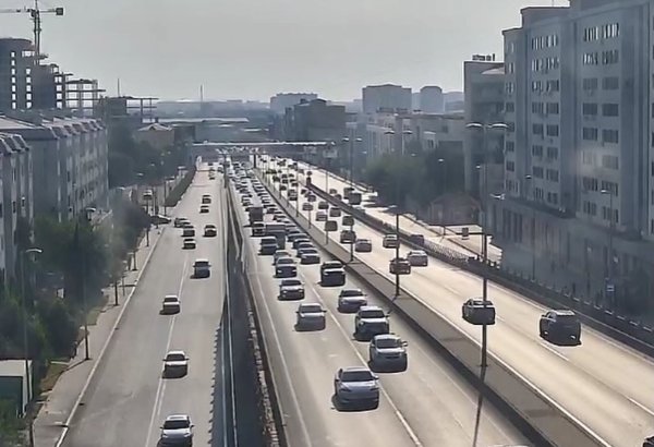DİQQƏT: Bu yollarda tıxac var - SİYAHI