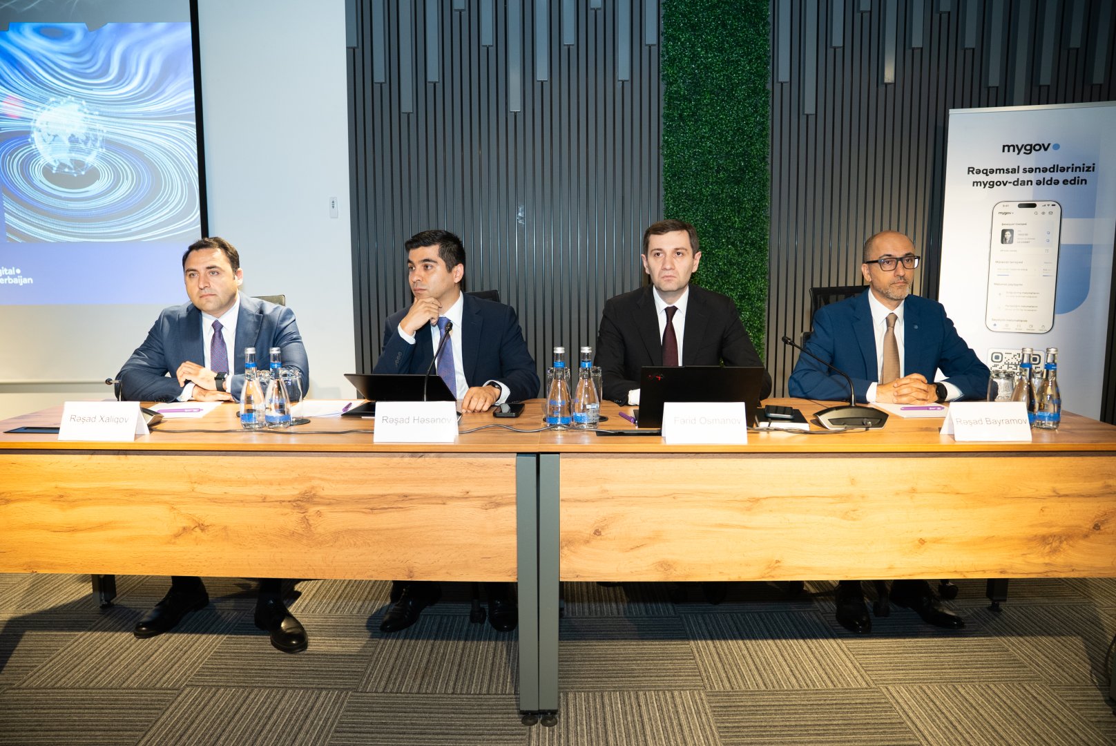 İnnovasiya ekosisteminə dair qanunvericilik təşəbbüsləri ilə bağlı ictimai dinləmə keçirilib (FOTO)