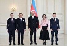 Prezident İlham Əliyev Braziliyanın Azərbaycanda yeni təyin olunmuş səfirinin etimadnaməsini qəbul edib (FOTO)
