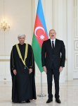Prezident İlham Əliyev Omanın Azərbaycanda yeni təyin olunmuş səfirinin etimadnaməsini qəbul edib (FOTO)