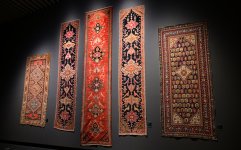 Heydər Əliyev Fondunun vitse-prezidenti Leyla Əliyeva Budapeştdə “Azərbaycan xalçaları – ənənədən müasir incəsənətə” sərgisinin təqdimatında iştirak edib (FOTO)