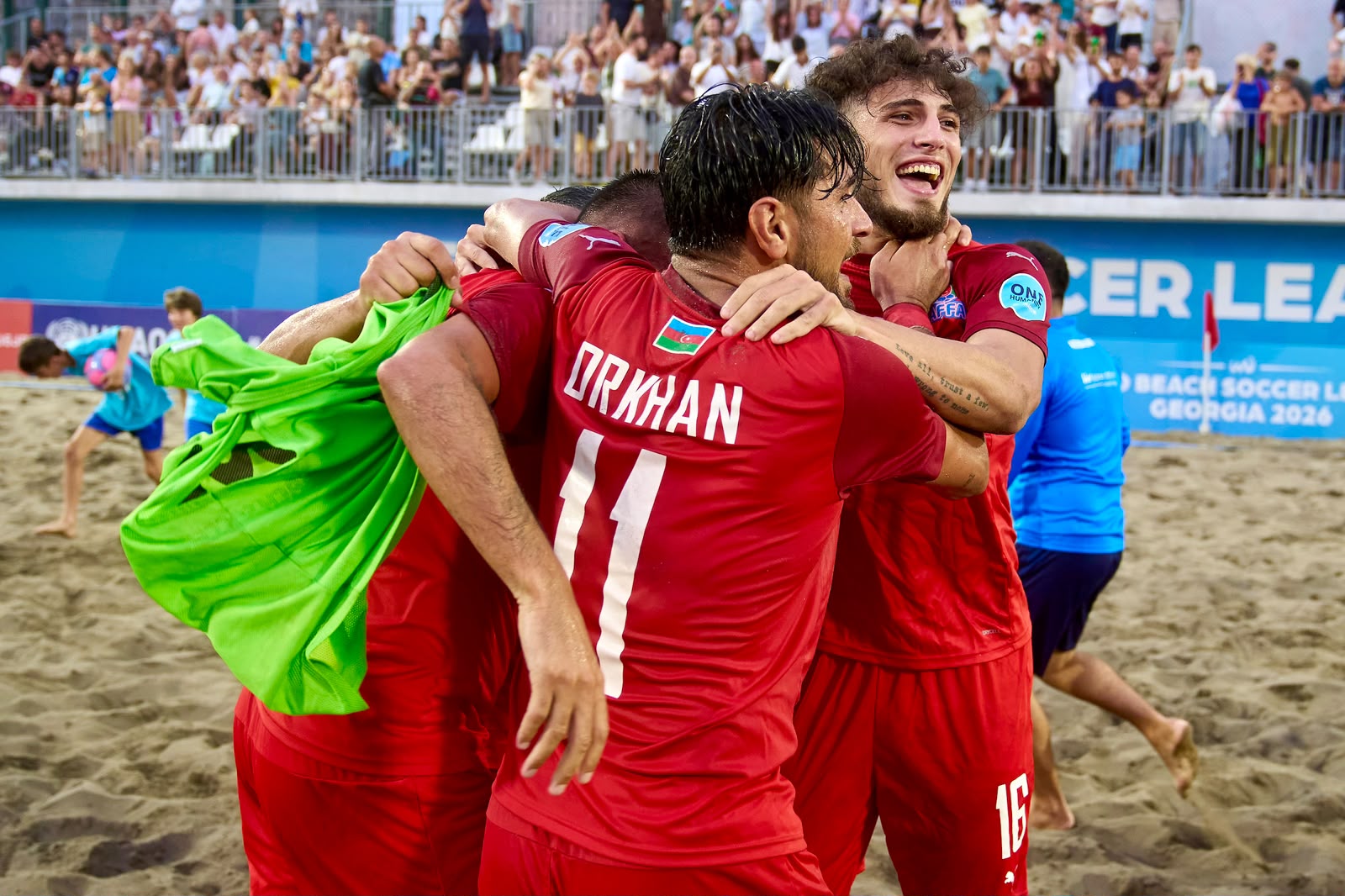Çimərlik futbolu üzrə Azərbaycan millisi Avropa çempionatının B Liqasının qalibi olub (FOTO)