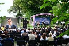 Şuşada “Sözün həsrəti–Heydərbabaya salam" adlı bədii-musiqili kompozisiya nümayiş olunub (FOTO)