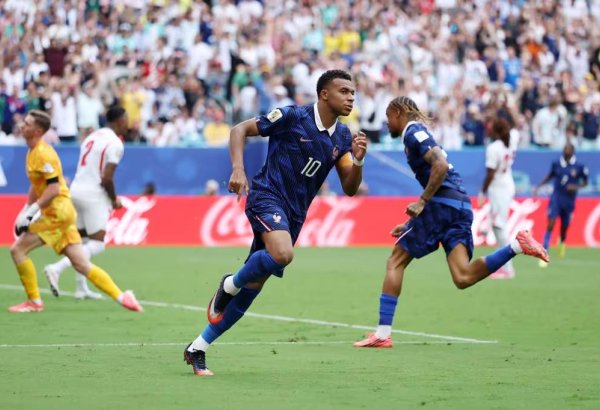 Kilian Mbappe DÇ-2026-nın bombardiri olub