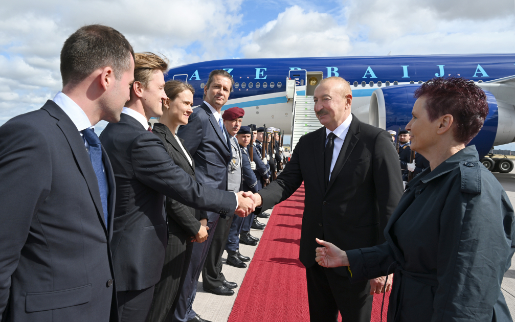 Prezident İlham Əliyev Almaniyaya rəsmi səfərə gəlib (FOTO/VİDEO)