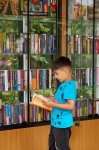 Şuşanın mərkəzində günəş enerjisi ilə işləyən "Kitab dayanacağı" istifadəyə verildi (FOTO)
