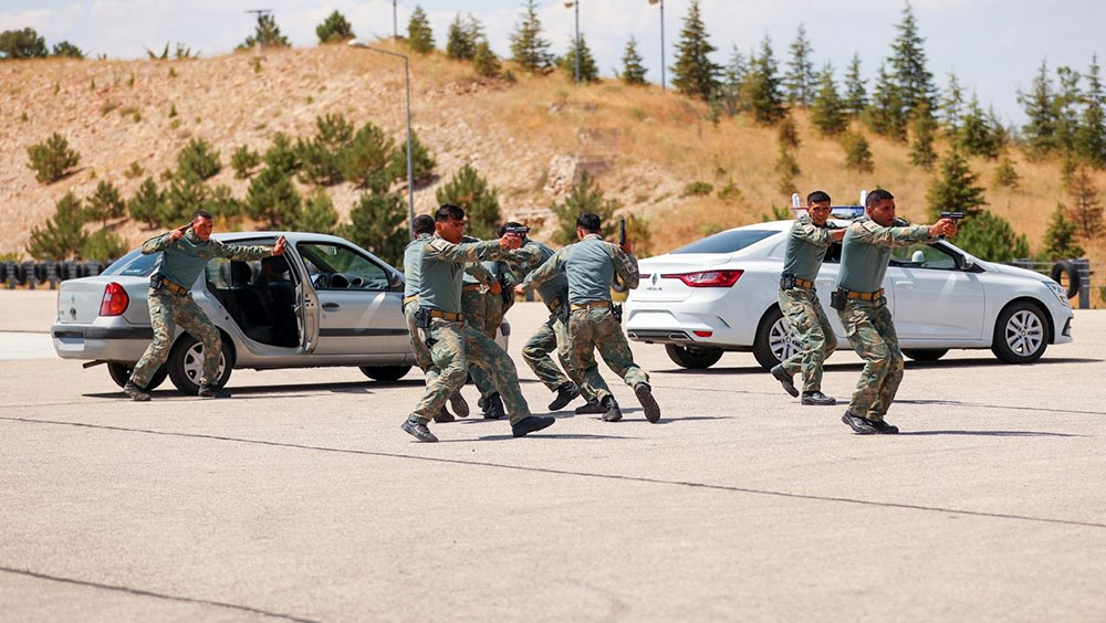 Müdafiə Nazirliyinin Hərbi Polis İdarəsinin nümayəndə heyəti Türkiyəyə səfər edib (FOTO)
