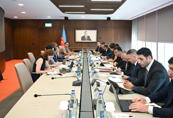 Beynəlxalq Valyuta Fondu ilə əməkdaşlığa dair məsələlər müzakirə edilib (FOTO)