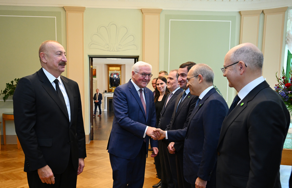 Azərbaycan Prezidenti İlham Əliyevin və Almaniya Prezidenti Frank-Valter Ştaynmayerin geniş tərkibdə görüşü olub (FOTO) (YENİLƏNİB)