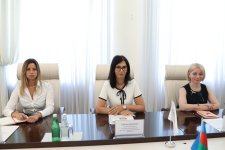 Səhiyyə naziri Qlobal Fondun nümayəndə heyəti ilə görüşüb (FOTO)