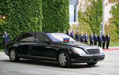 Prezident İlham Əliyevin Berlində rəsmi qarşılanma mərasimi keçirilib (FOTO)
