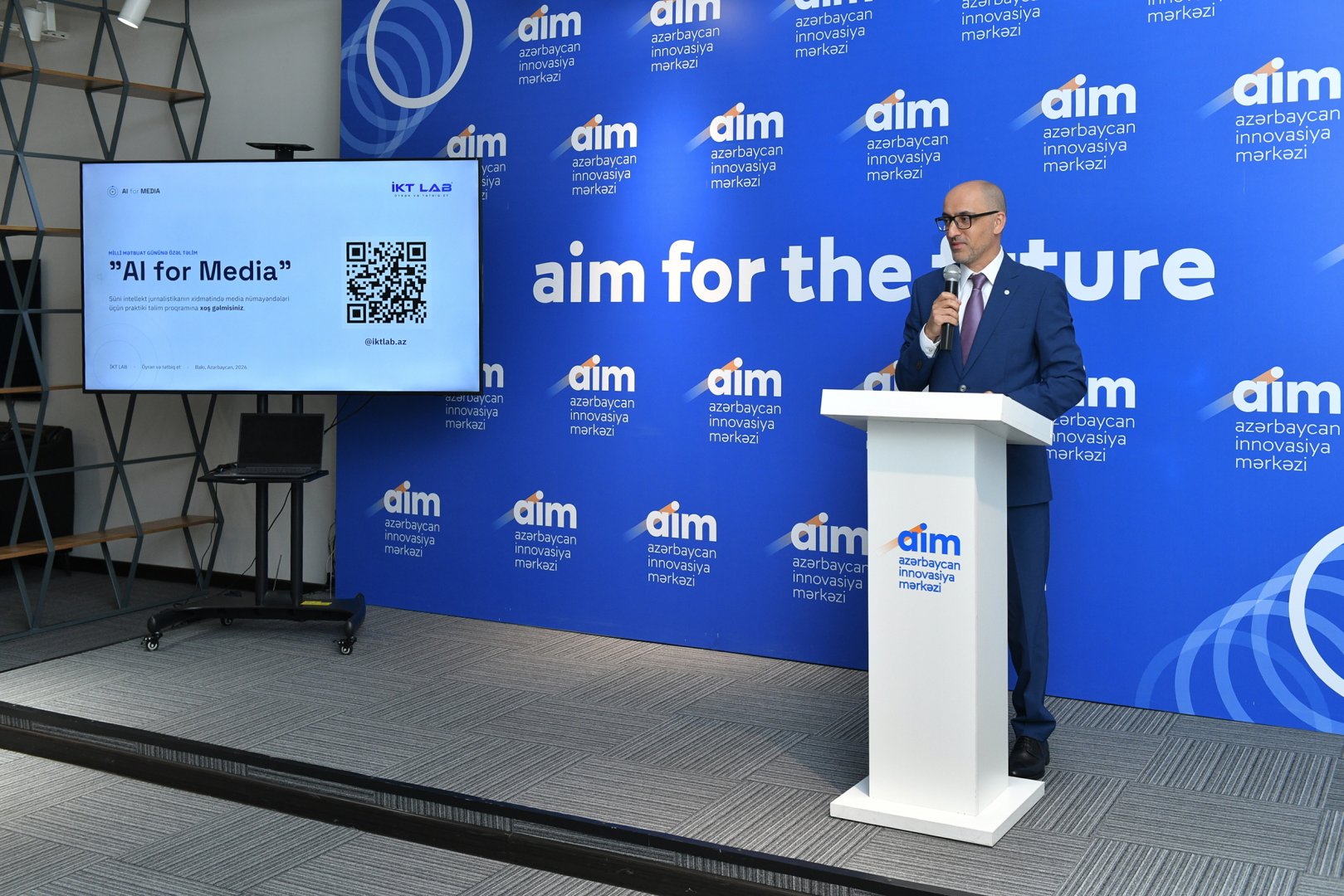 “İKT LAB” media nümayəndələri üçün süni intellekt mövzusunda təlim təşkil edib (FOTO)