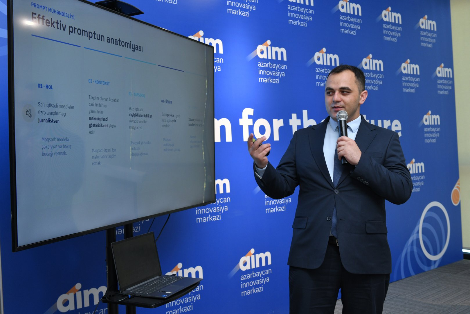 “İKT LAB” media nümayəndələri üçün süni intellekt mövzusunda təlim təşkil edib (FOTO)