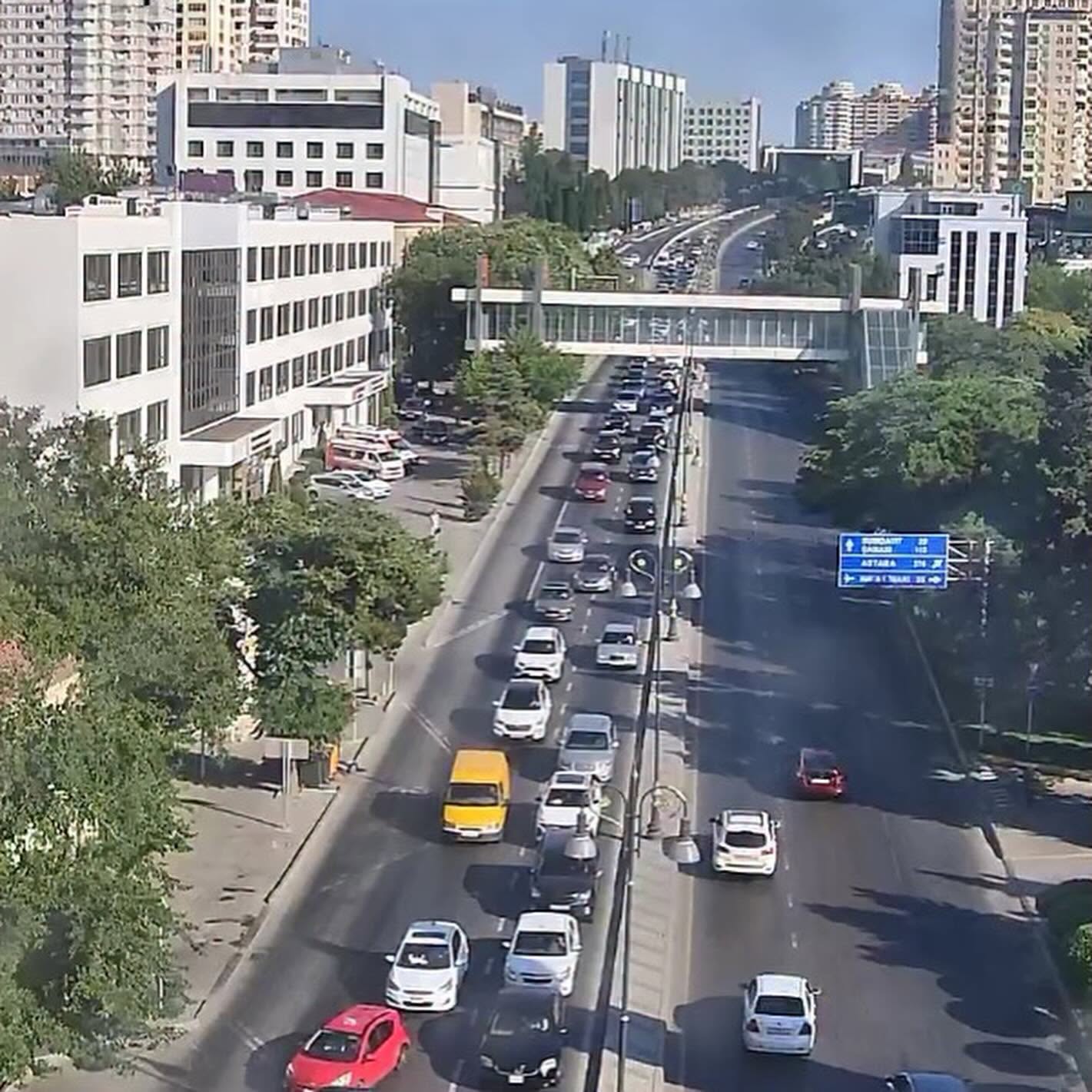 DİQQƏT: Bu yollarda tıxac var - SİYAHI (FOTO)