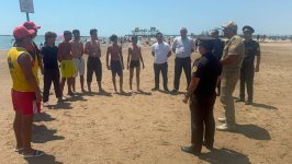 FHN çimərliklərdə silsilə maarifləndirmə tədbirləri keçirib (FOTO)