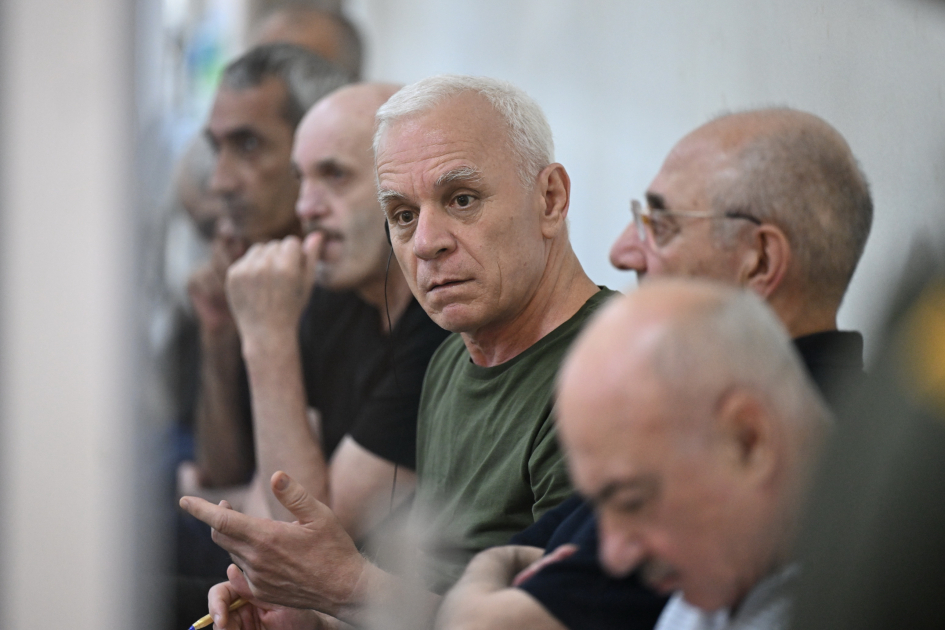 Ermənistan vətəndaşlarının şikayətləri üzrə apellyasiya məhkəməsi dövlət ittihamını müdafiə edən prokurorların çıxışları ilə davam etdirilib (FOTO)