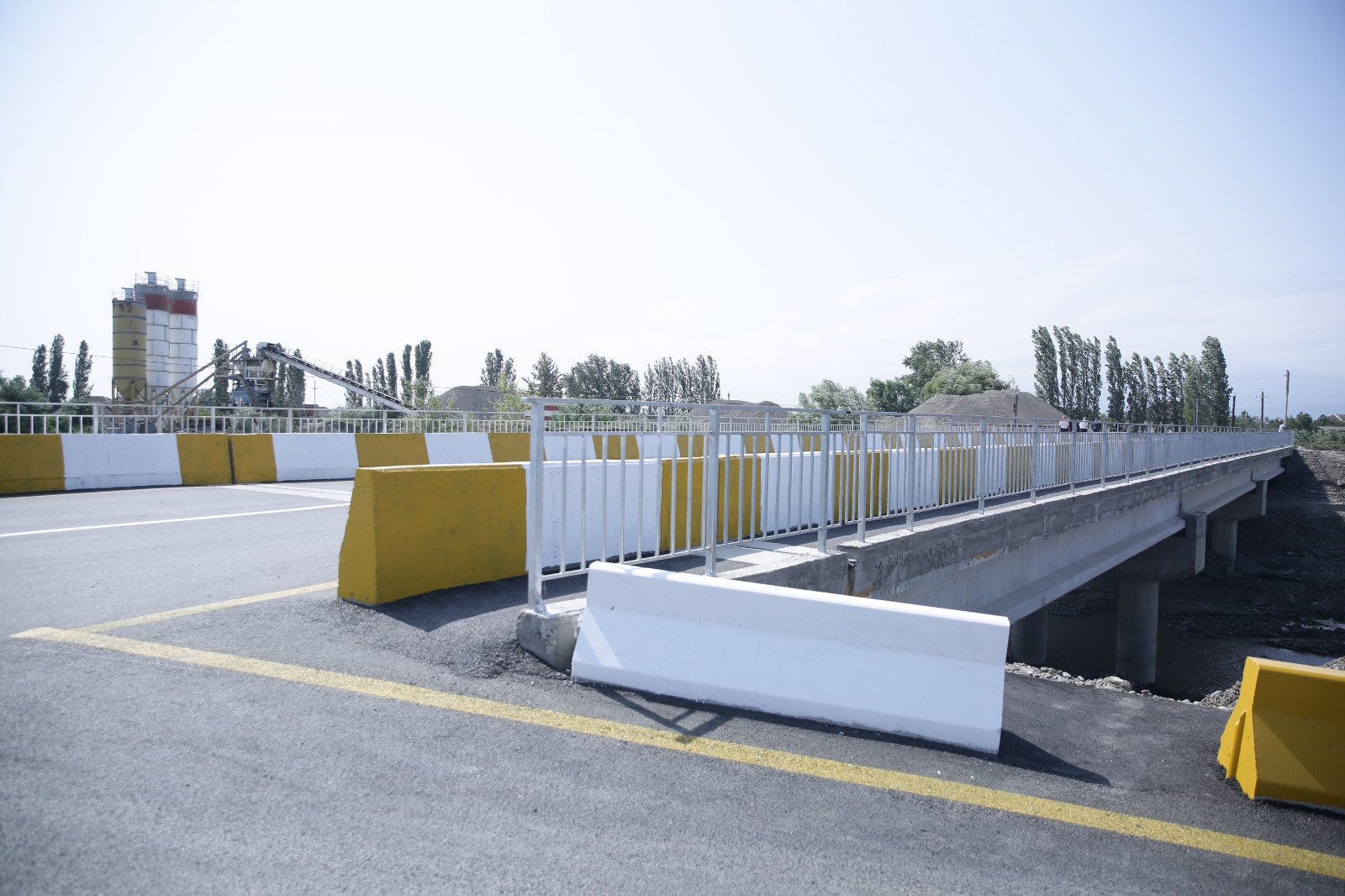 Xaçmazın Xaspoladoba kəndində yenidən qurulan körpü keçidi istifadəyə verilib (FOTO)