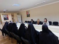 Ombudsman nümayəndələri Suriyadan repatriasiya olunan Azərbaycan vətəndaşları ilə görüşüblər (FOTO)