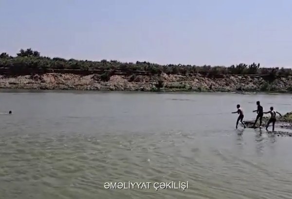 Araz çayında batma təhlükəsi ilə üzləşən gənc xilas edildi (VİDEO)