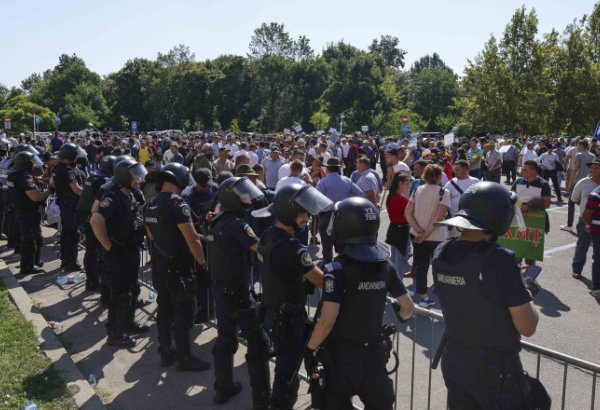Rumıniyada çobanların etiraz aksiyasında toqquşma baş verib