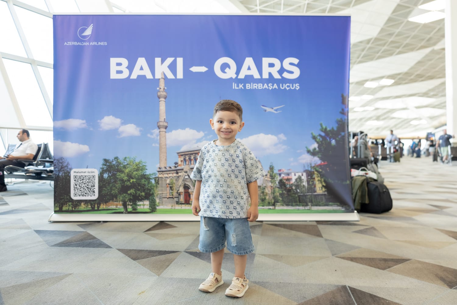 Azərbaycan Hava Yolları Qarsa ilk reysini həyata keçirib (FOTO)