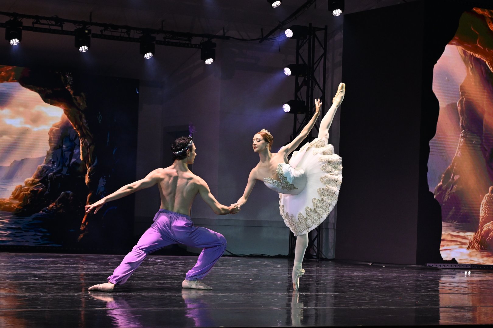 XV Qəbələ Beynəlxalq Musiqi Festivalında balet qala konsert olub (FOTO)
