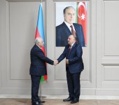Baş nazir Əli Əsədov Gürcüstanın Baş prokuroru ilə görüşüb (FOTO)