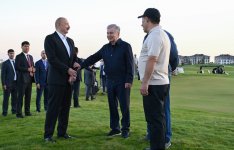 Prezident İlham Əliyev Qırğızıstan, Özbəkistan və Tacikistan prezidentləri ilə birlikdə Çolpon-Ata şəhərində Qolf Klubun açılışında iştirak edib (FOTO)
