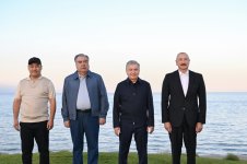 Prezident İlham Əliyev Qırğızıstan, Özbəkistan və Tacikistan prezidentləri ilə birlikdə Çolpon-Ata şəhərində Qolf Klubun açılışında iştirak edib (FOTO)