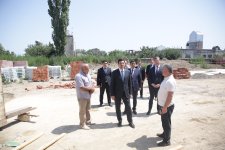 Xaçmaz rayonunun Yeni Həyat qəsəbəsində qəzalı binanın yerində yeni yaşayış binası inşa olunur (FOTO)