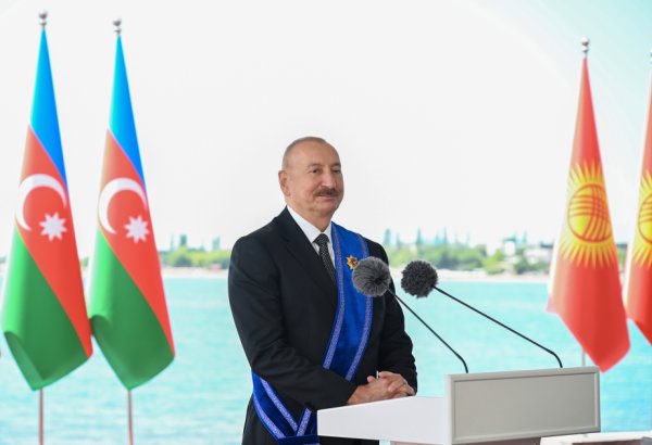 Prezident İlham Əliyev qırğız həmkarını Azərbaycana dövlət səfərinə dəvət edib
