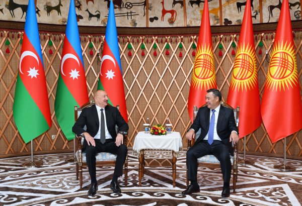 Çolpon-Ata şəhərində Azərbaycan Prezidenti İlham Əliyevin Qırğızıstan Prezidenti ilə təkbətək görüşü keçirilib (FOTO/VİDEO)