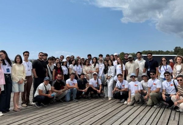 Qırğızıstanda Türk dünyası gənclərini bir araya gətirən II Yay Düşərgəsi keçirilib (FOTO)